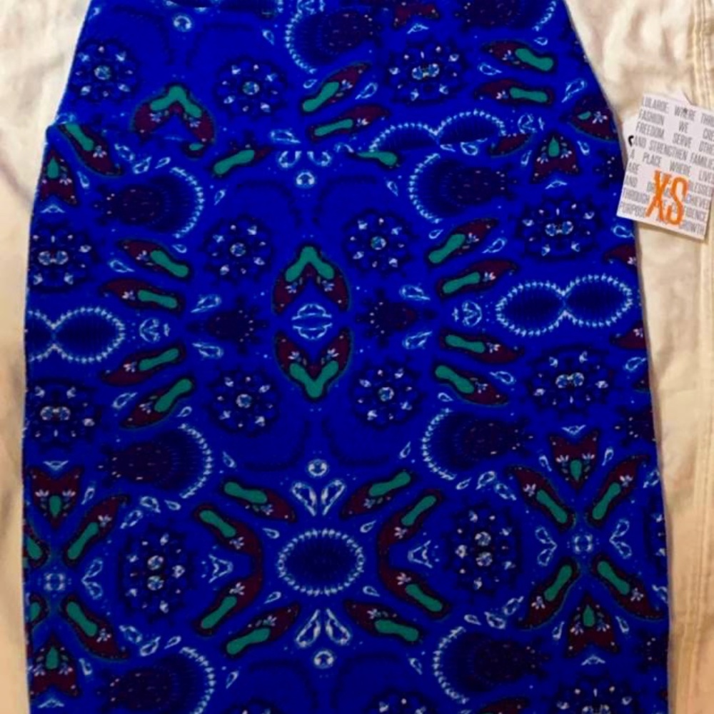 LuLaRoe Cassie